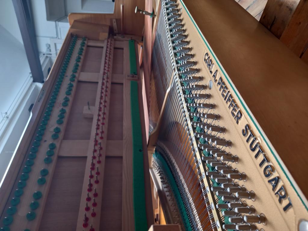 <span>Pfeiffer Klavier Modell 110</span>